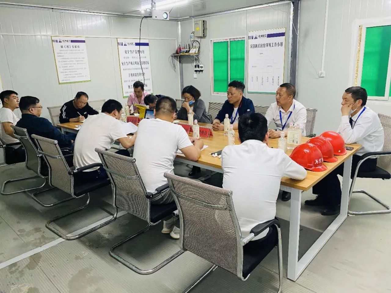 【一线投影】贵阳息烽万汇城项目A2地块顺利通过主体结构验收
