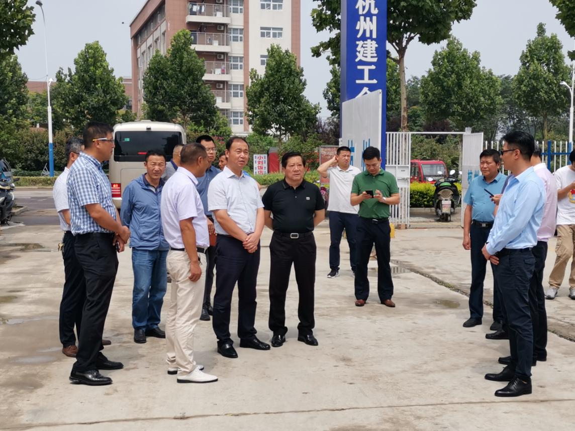 【领导关怀】固镇县委书记吴永彬一行视察集团大小李花苑项目
